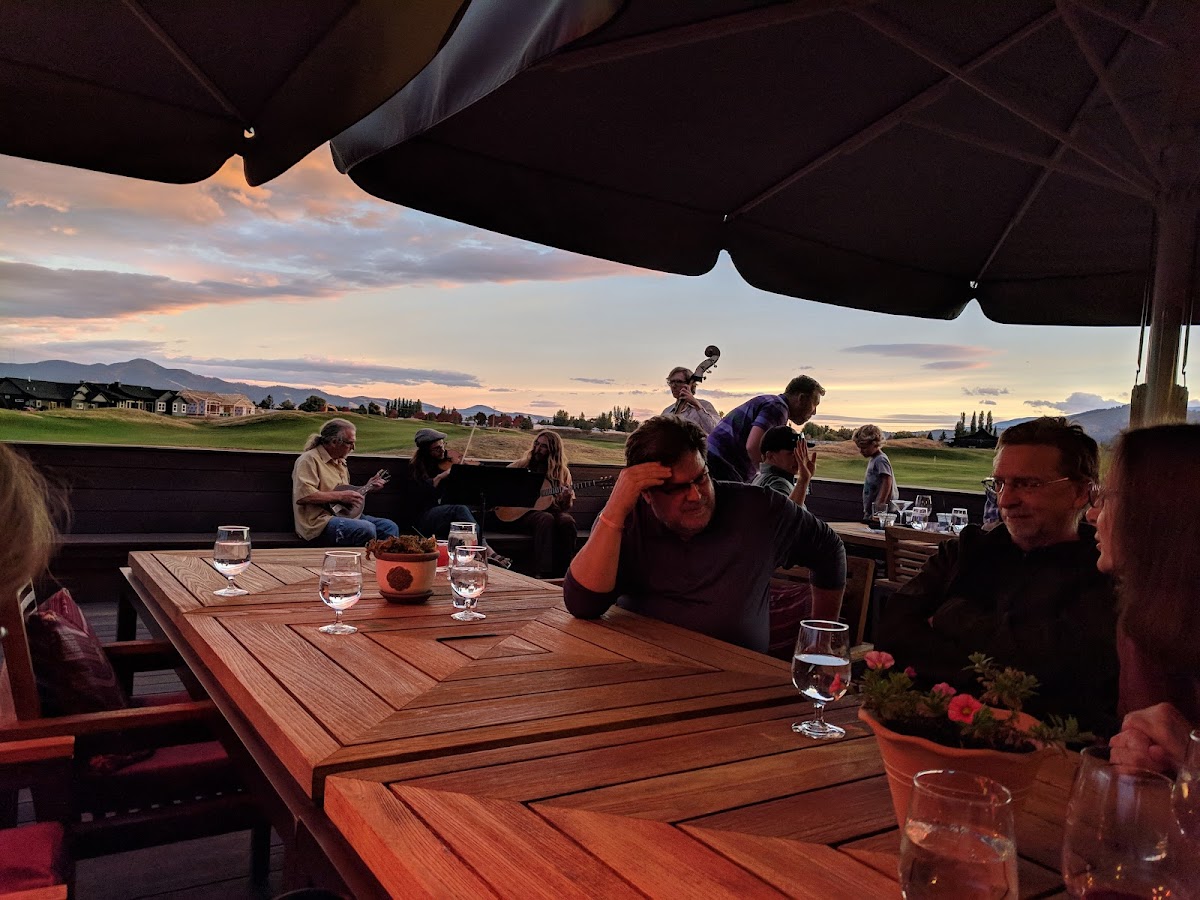 The Ranch Club Restaurant - Open To The Public